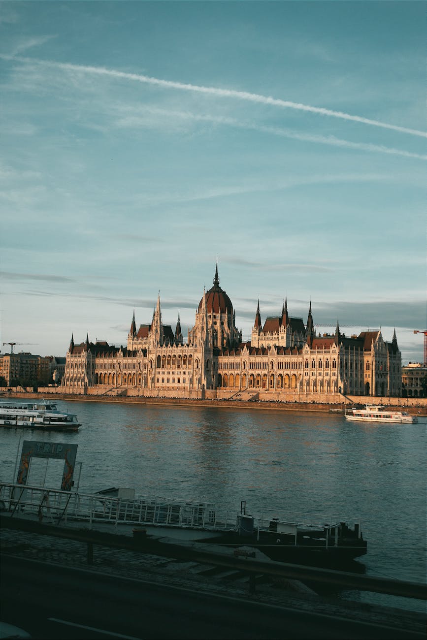 Budapest parliament building by Danube river